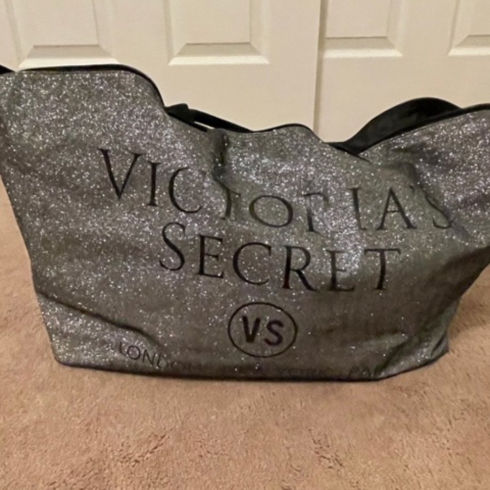 Victoria's Secret Duffel Bag
